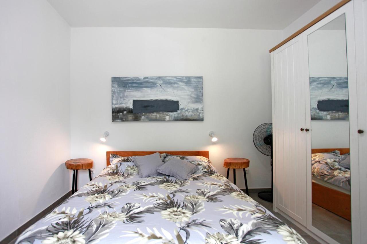 Viridis Apartment Pula Exterior photo